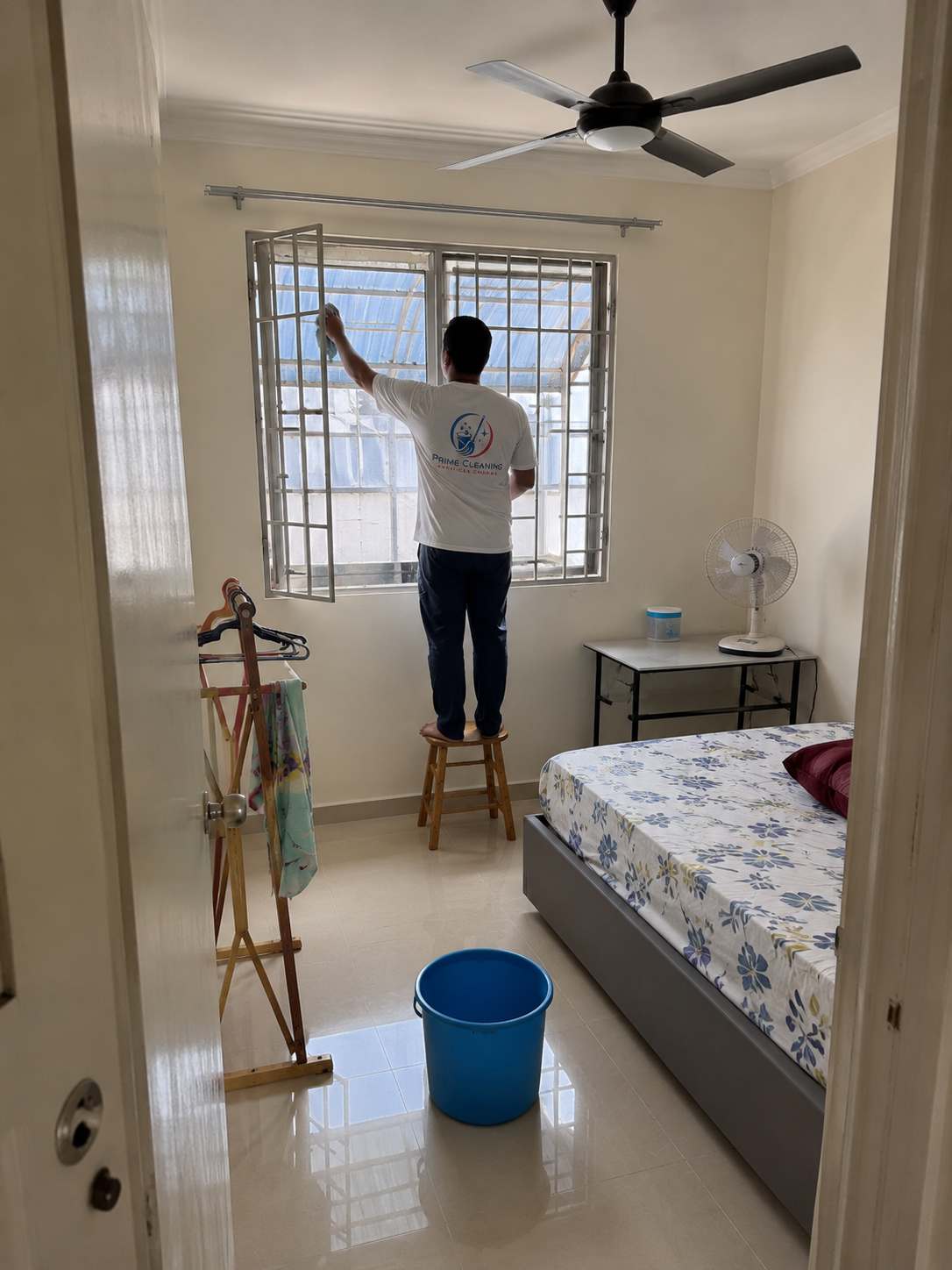 Prime cleaner working in a Cheras bedroom